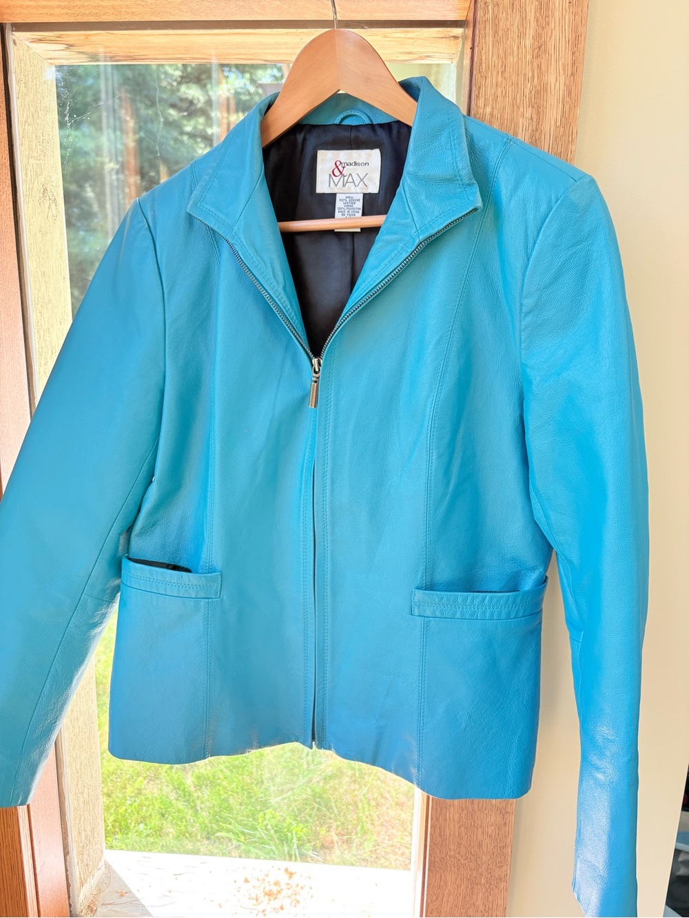 Madison & Max 100% Leather Turquoise Blue Jacket with 2 Pockets Size Medium